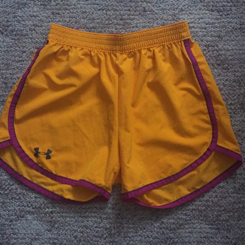 Under Armour shorts small